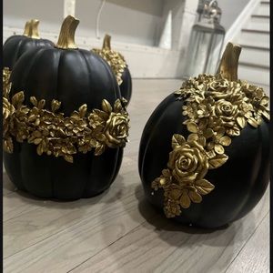 Z gallerie black/gold pumpkins
